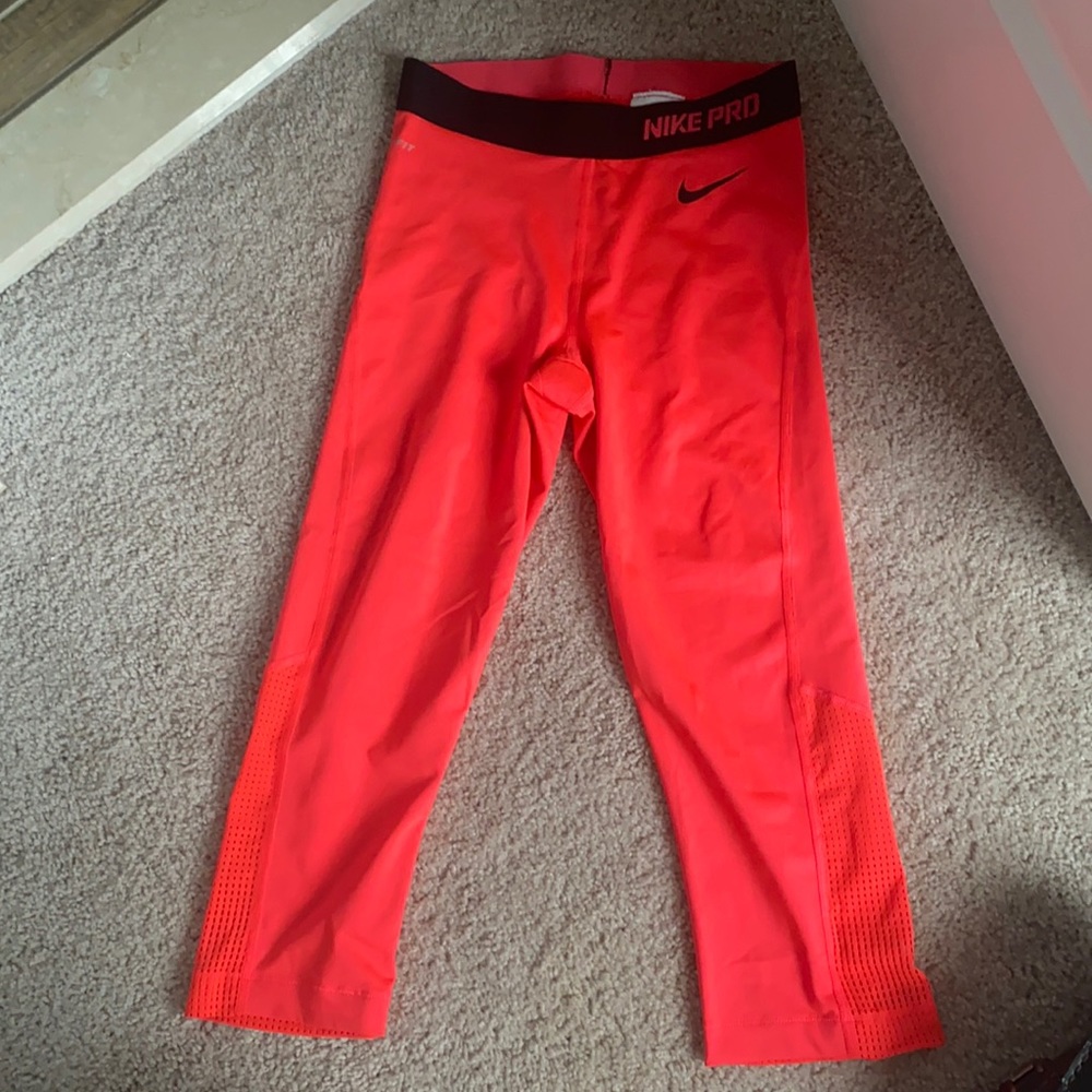 Workout pants - Picture 2 of 3